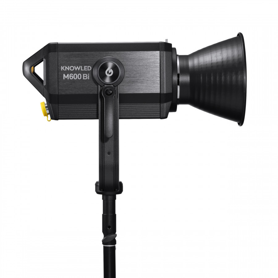 Осветитель светодиодный Godox Knowled M600Bi студийный Осветитель светодиодный Godox Knowled M600Bi студийный