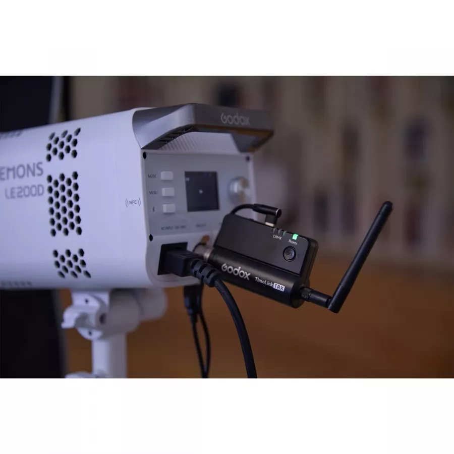 Осветитель светодиодный Godox LITEMONS LE200D Осветитель светодиодный Godox LITEMONS LE200D