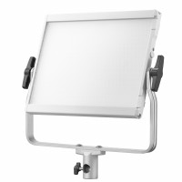 Осветитель светодиодный Godox LITEMONS LP600Bi Осветитель светодиодный Godox LITEMONS LP600Bi