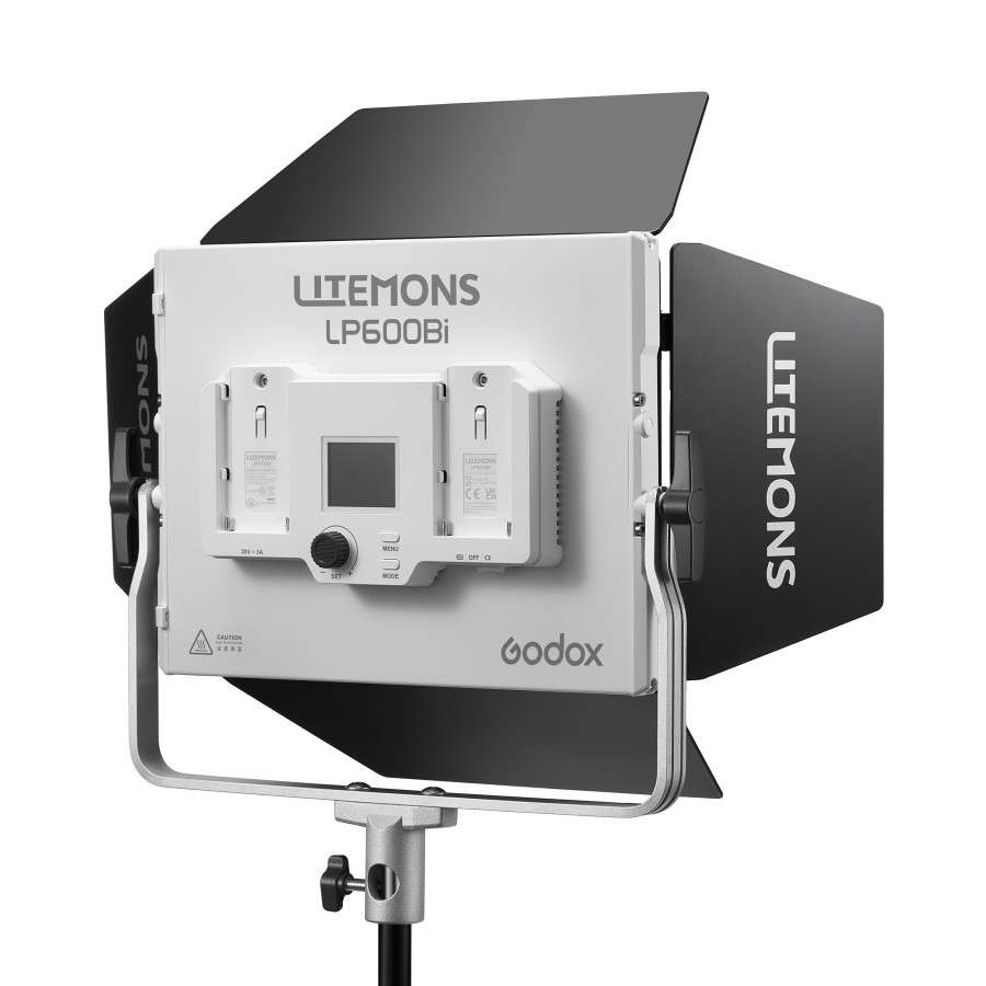 Осветитель светодиодный Godox LITEMONS LP600Bi Осветитель светодиодный Godox LITEMONS LP600Bi