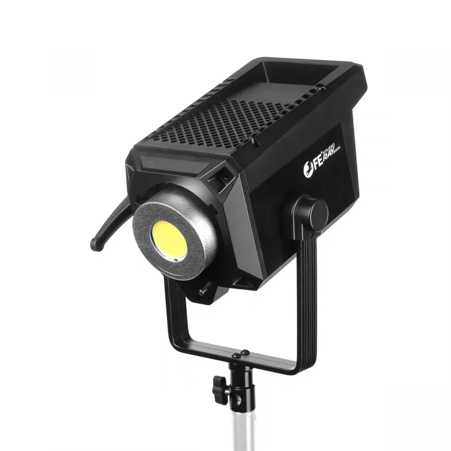 Осветитель студийный Falcon Eyes Studio RAY 300X светодиодный