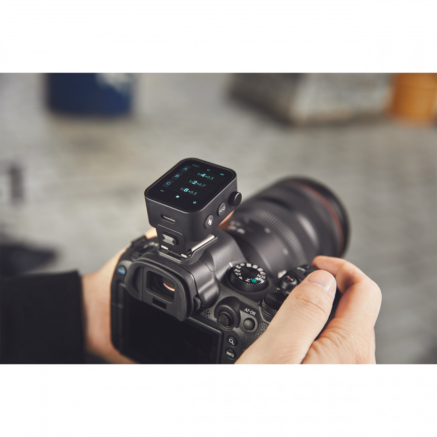 Пульт-радиосинхронизатор Godox X3-L TTL для Leica